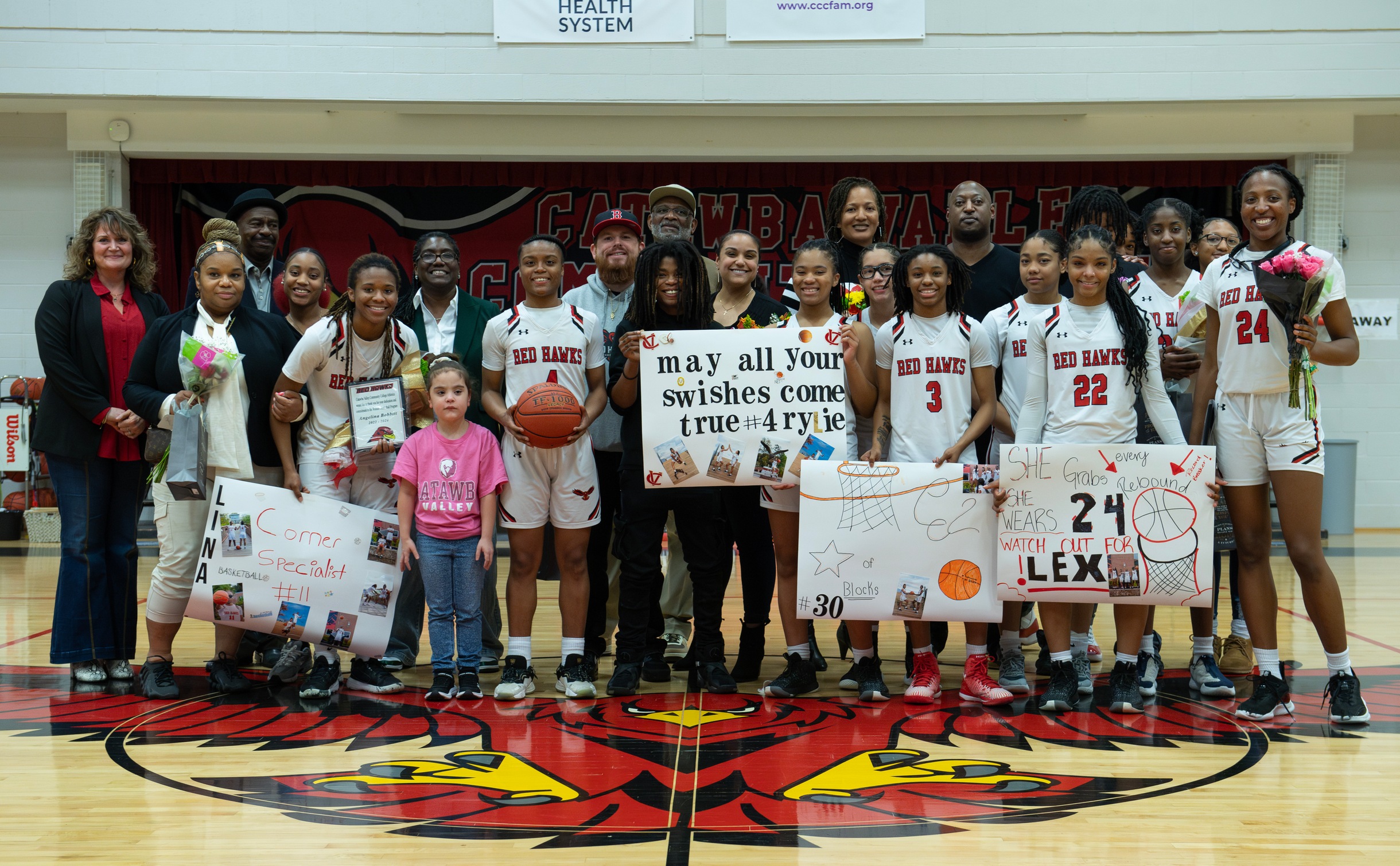 Red Hawks top Trojans on Sophomore Night; England wins 200th