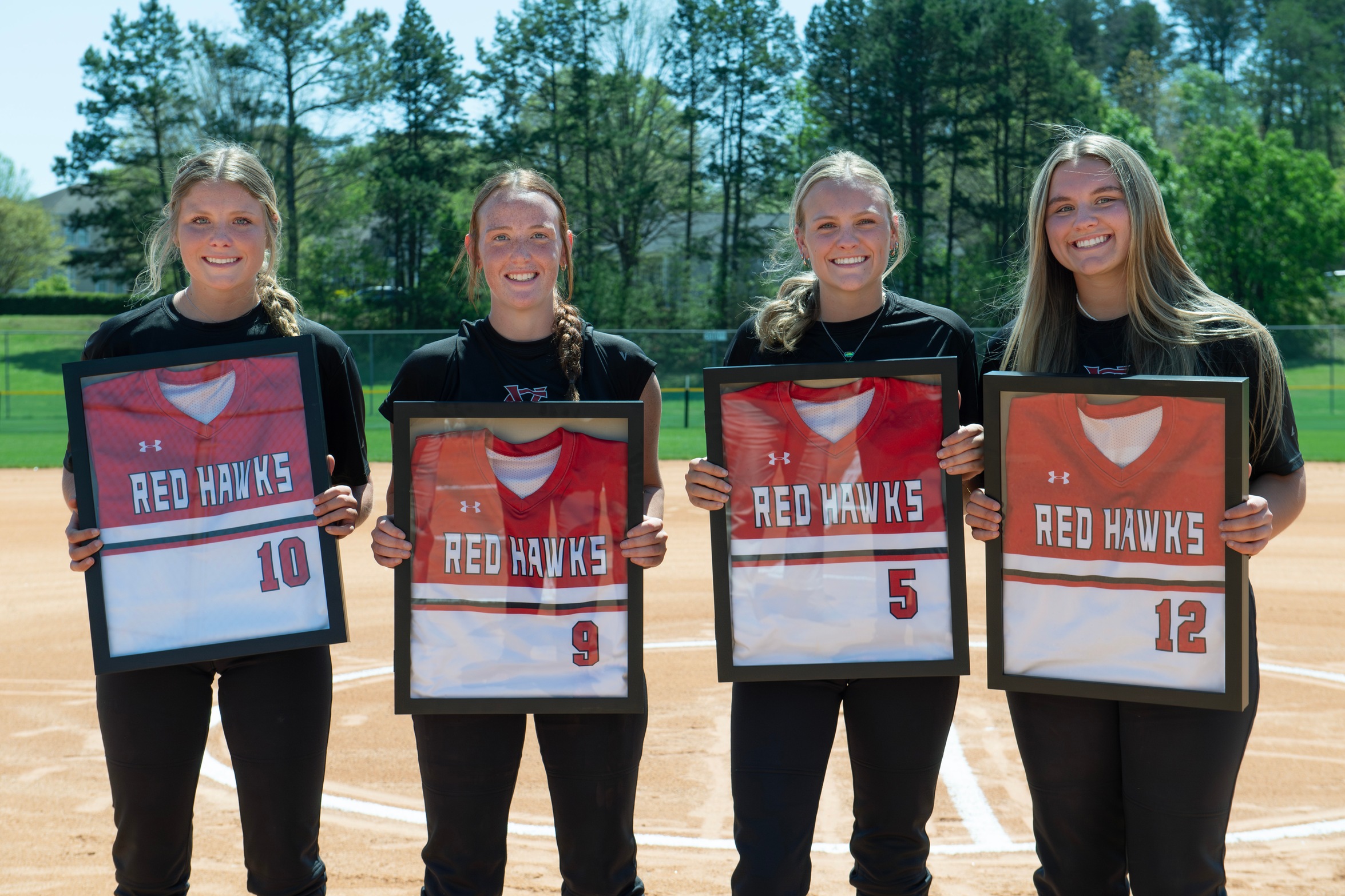 No. 17 Red Hawks celebrate sophomores with series win against Trojans